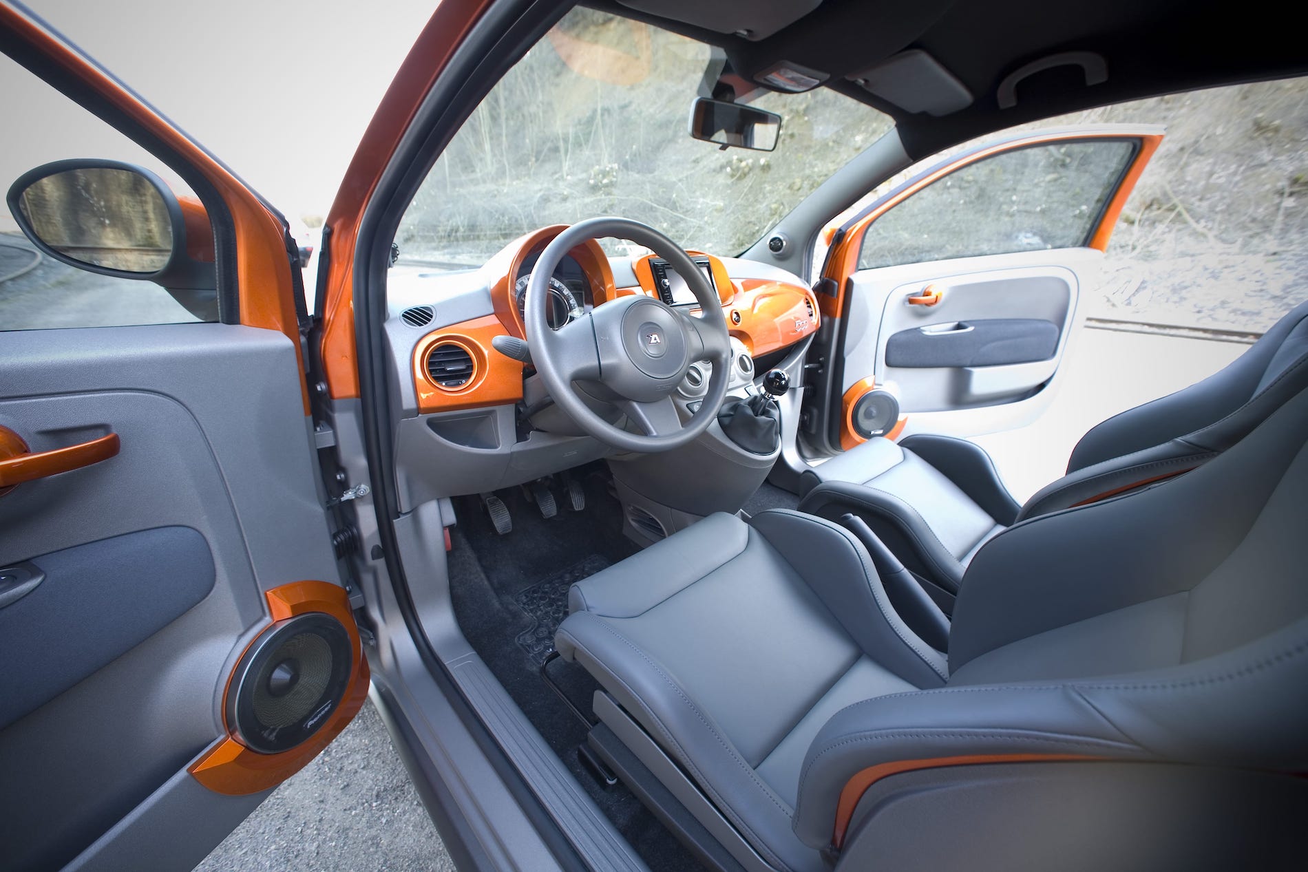 Interieur de la Fiat 500 Edition ADDX de Parotech
